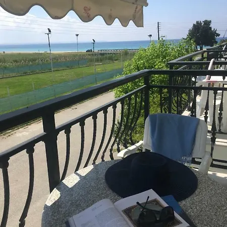 شقة فندقية Dionisos Blue 3*