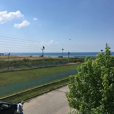 Dionisos Blue アパートホテル パラリア・ディオニショウ