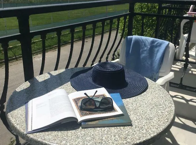 Hotel de apartamente Dionisos Blue 3*